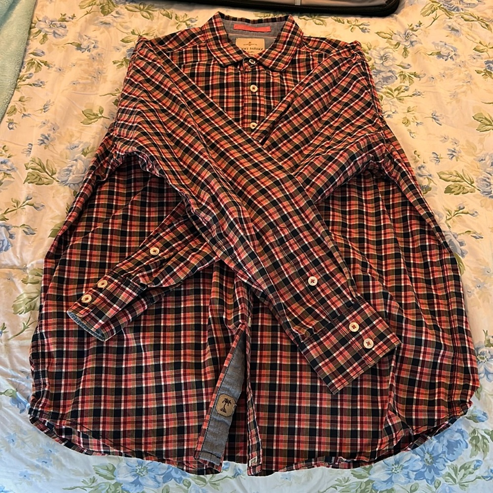 Tommy Bahama Men’s Button-Down